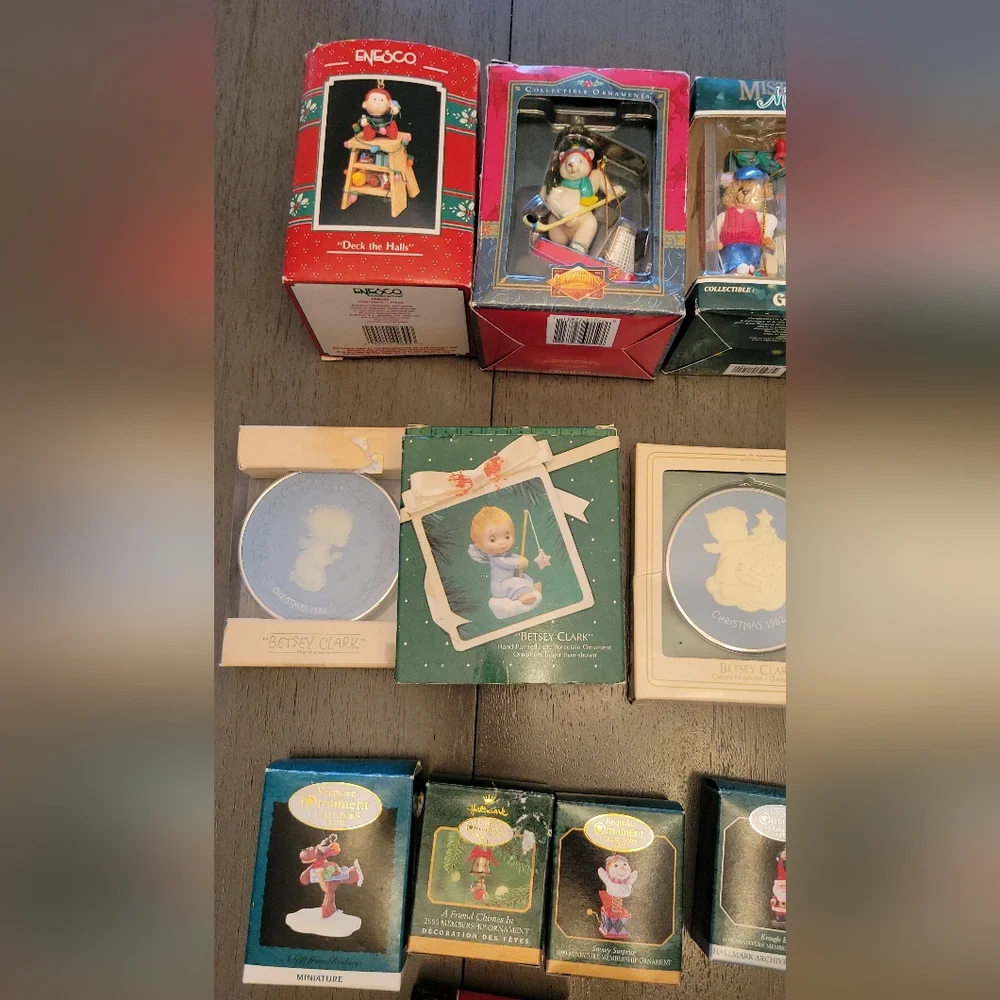 Hallmark good lot